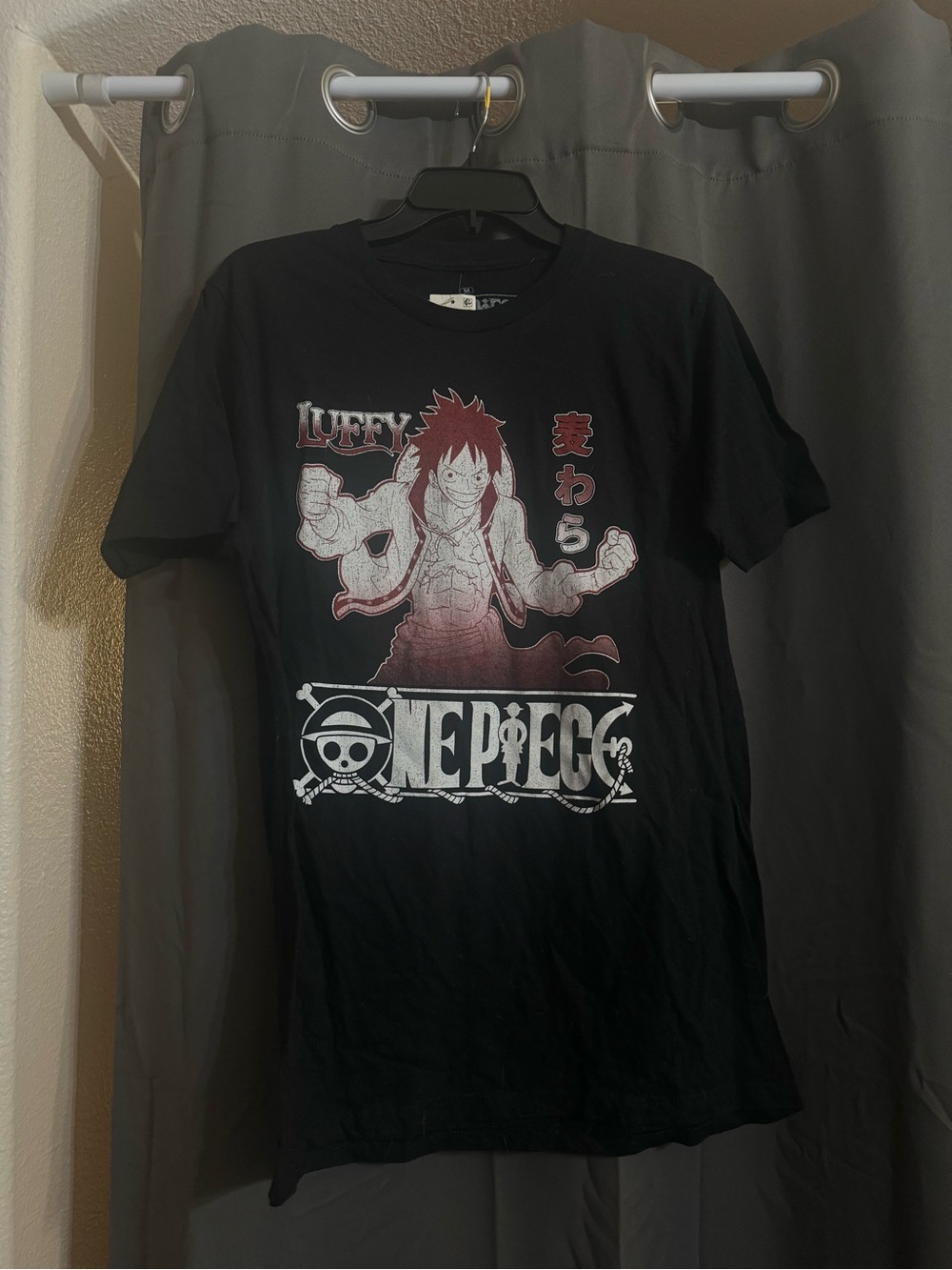 Onepiece Black Luffy Graphic Tee with Red Accent